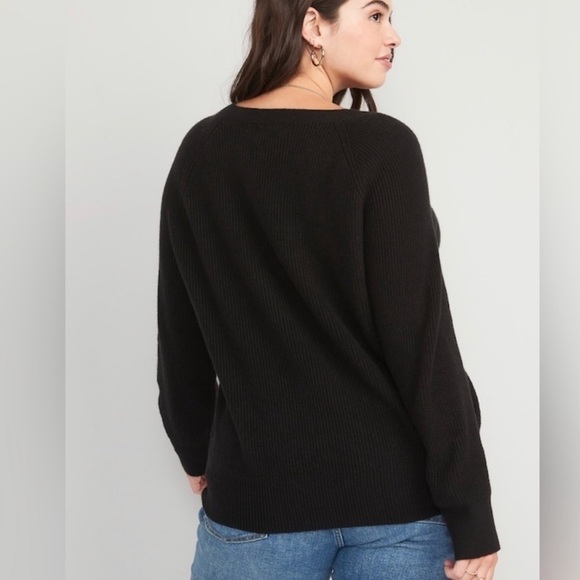 NWT! Women’s Black V-Neck Shaker-Stitch Cocoon Sweater - Multiple Sizes - Picture 8 of 8